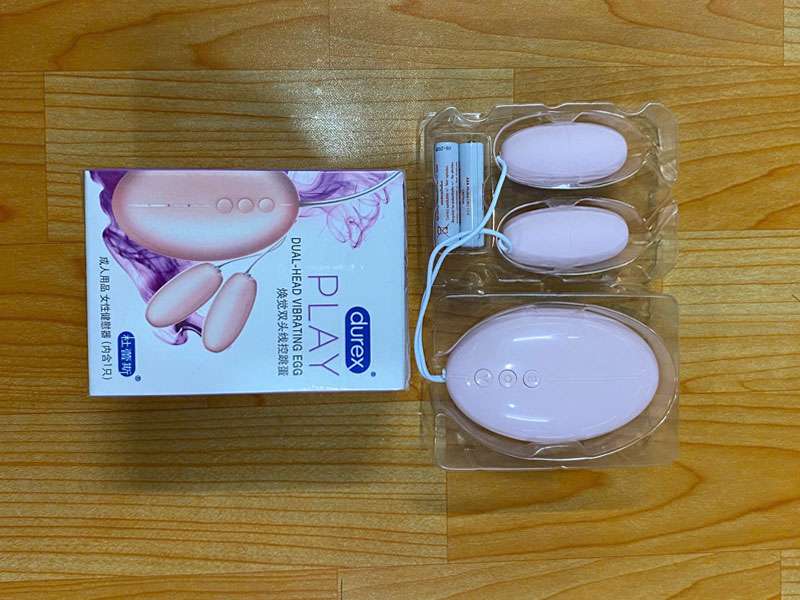 Sản phẩm trứng rung hai đầu durex play